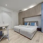 דירה Tigne Seafront 3br Escape With Mesmerising Views By 360 Estates *