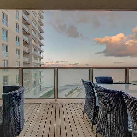 Daire Tigne Seafront 3br Escape With Mesmerising Views By 360 Estates Gzira