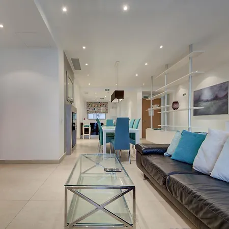 Tigne Seafront 3br Escape With Mesmerising Views By 360 Estates * Gzira