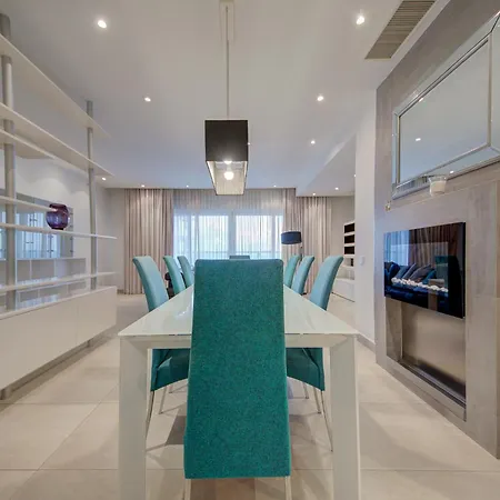 Apartman Tigne Seafront 3br Escape With Mesmerising Views By 360 Estates