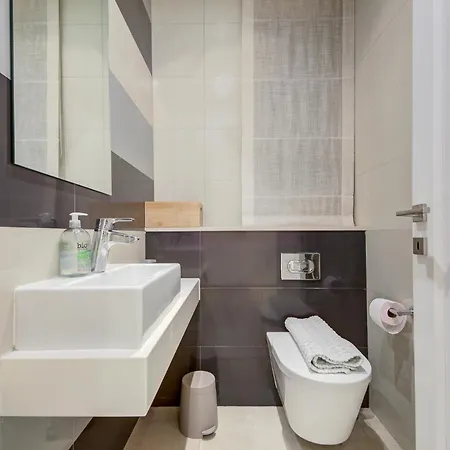 Tigne Seafront 3br Escape With Mesmerising Views By 360 Estates *