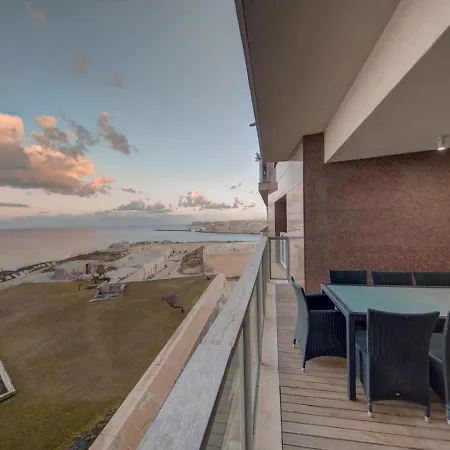 Tigne Seafront 3br Escape With Mesmerising Views By 360 Estates Daire Gzira