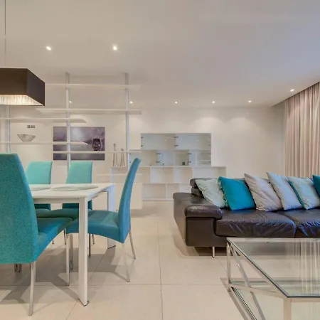 Tigne Seafront 3br Escape With Mesmerising Views By 360 Estates Daire Gzira