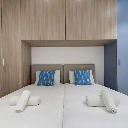 Tigne Seafront 3br Escape With Mesmerising Views By 360 Estates Gzira