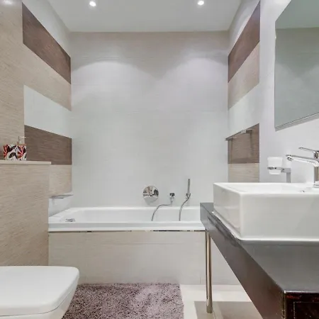 Daire Tigne Seafront 3br Escape With Mesmerising Views By 360 Estates Gzira