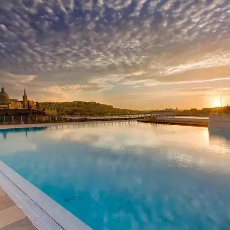 Daire Tigne Seafront 3br Escape With Mesmerising Views By 360 Estates