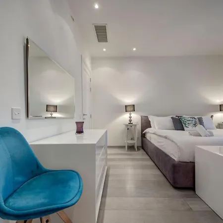 Tigne Seafront 3br Escape With Mesmerising Views By 360 Estates *