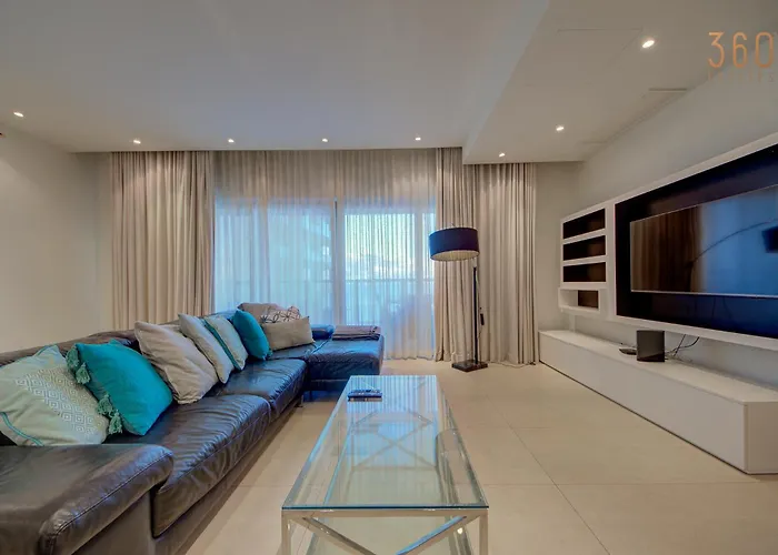 Appartamento Tigne Seafront 3br Escape With Mesmerising Views By 360 Estates Gzira