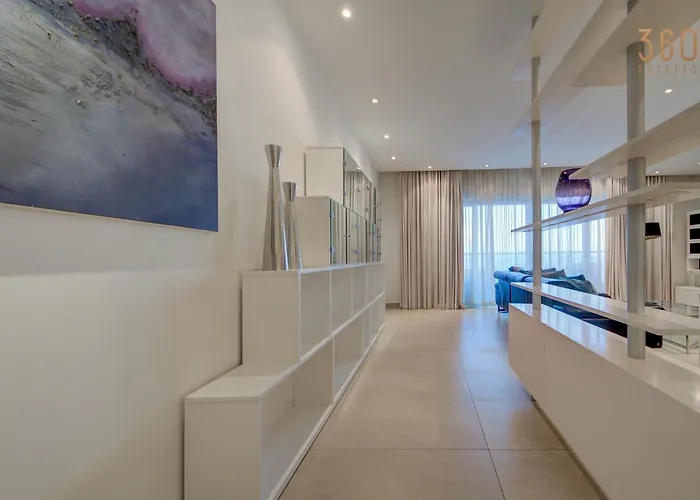 Tigne Seafront 3br Escape With Mesmerising Views By 360 Estates Appartamento *