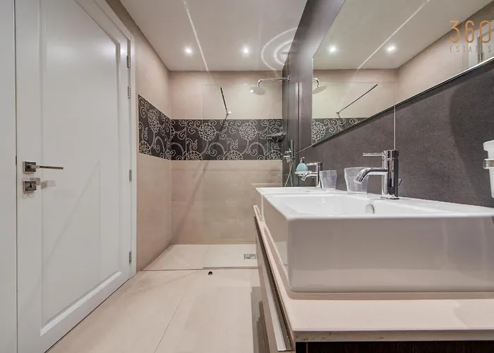 Tigne Seafront 3br Escape With Mesmerising Views By 360 Estates