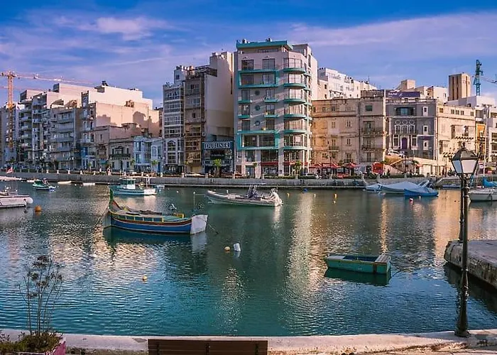 Tigne Seafront 3br Escape With Mesmerising Views By 360 Estates * Gzira