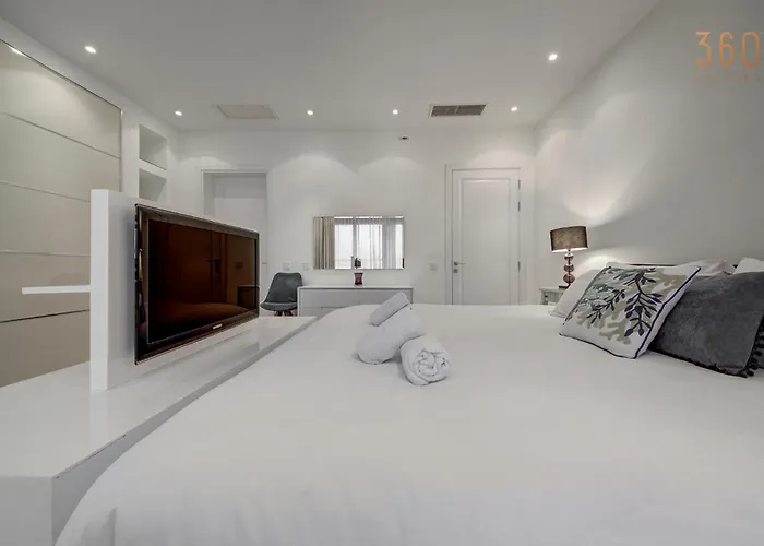 Appartamento Tigne Seafront 3br Escape With Mesmerising Views By 360 Estates *